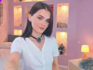 synne_glows on Chaturbate 