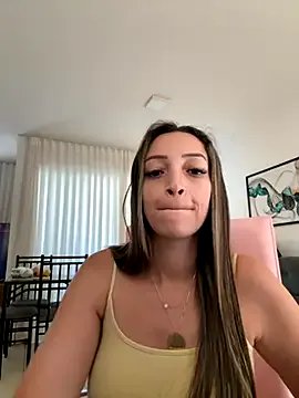 BelleLouiseVp on StripChat 