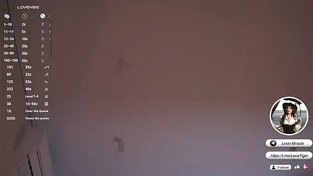 Miss_miracle on StripChat 