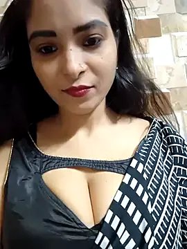 QUEEN-ADITI on StripChat 