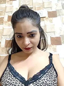 QUEEN-ADITI on StripChat 